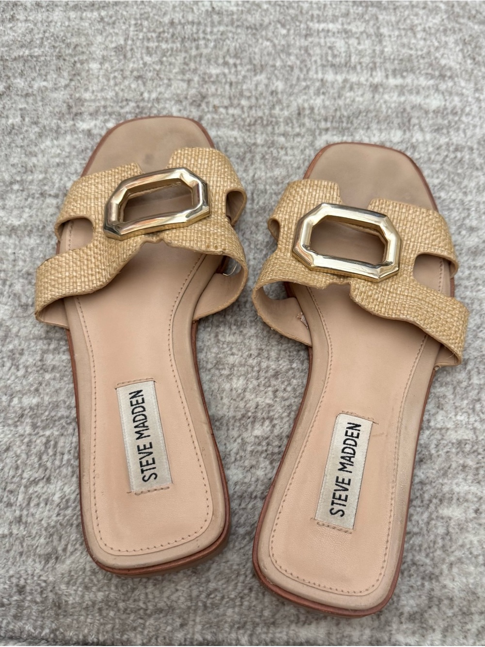 Steve Madden Beige Raffia Slide Sandals with Gold Accent